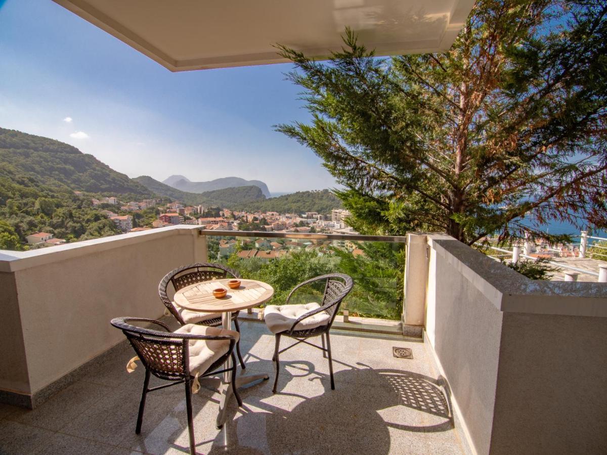 Mum'S Apartment Petrovac Bagian luar foto
