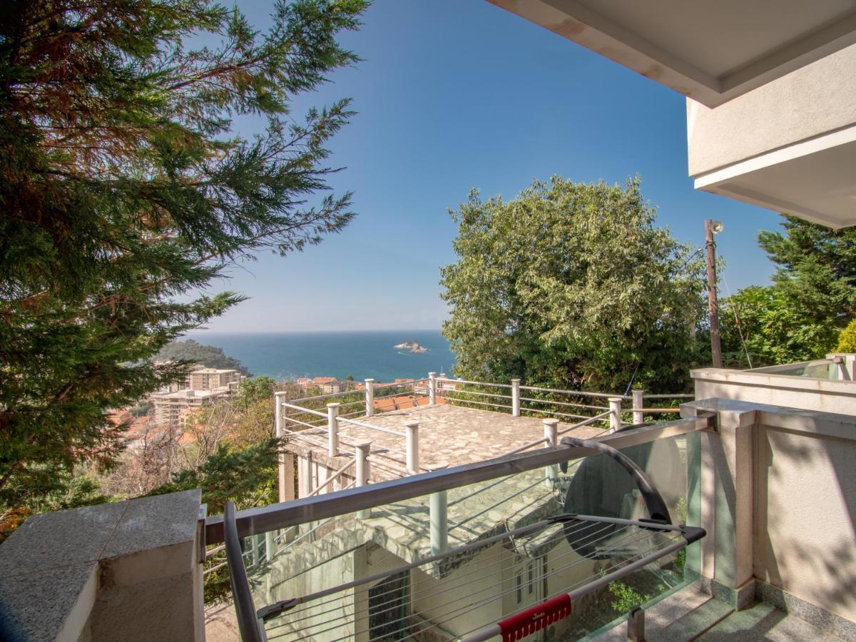 Mum'S Apartment Petrovac Bagian luar foto