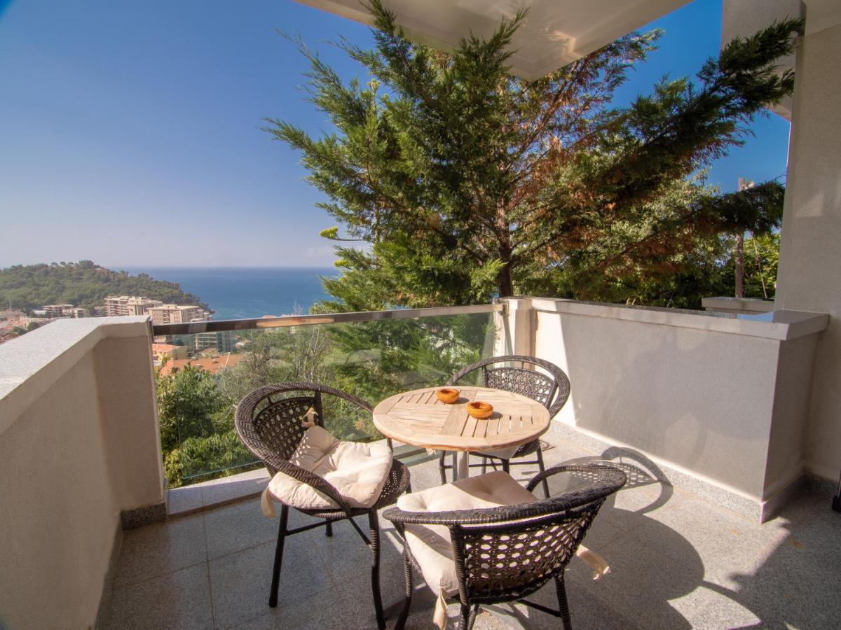 Mum'S Apartment Petrovac Bagian luar foto